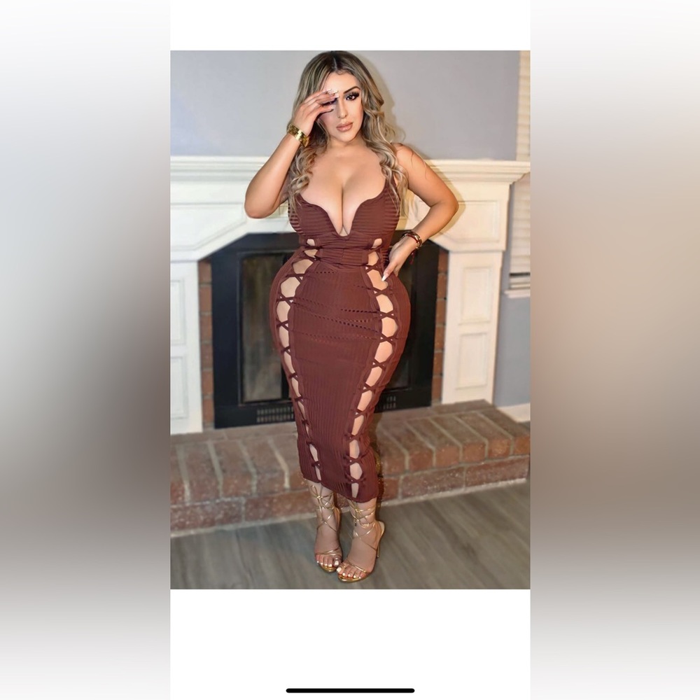 Very sexy date night dress for Valentine’s Day Fashion Nova brand new size XL - Picture 3 of 7